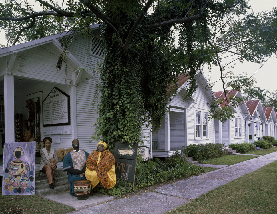 UNITED STATES - SEPTEMBER 14:  Houston artists in front of Project Row House, a public-art project in 22 shotgun houses in the historic Third Ward, Houston, Texas (Photo by Carol M. Highsmith/Buyenlarge/Getty Images)